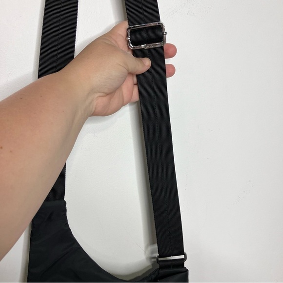 Hedgren Fate Crossover bag black medium size RFID protection - Picture 10 of 10